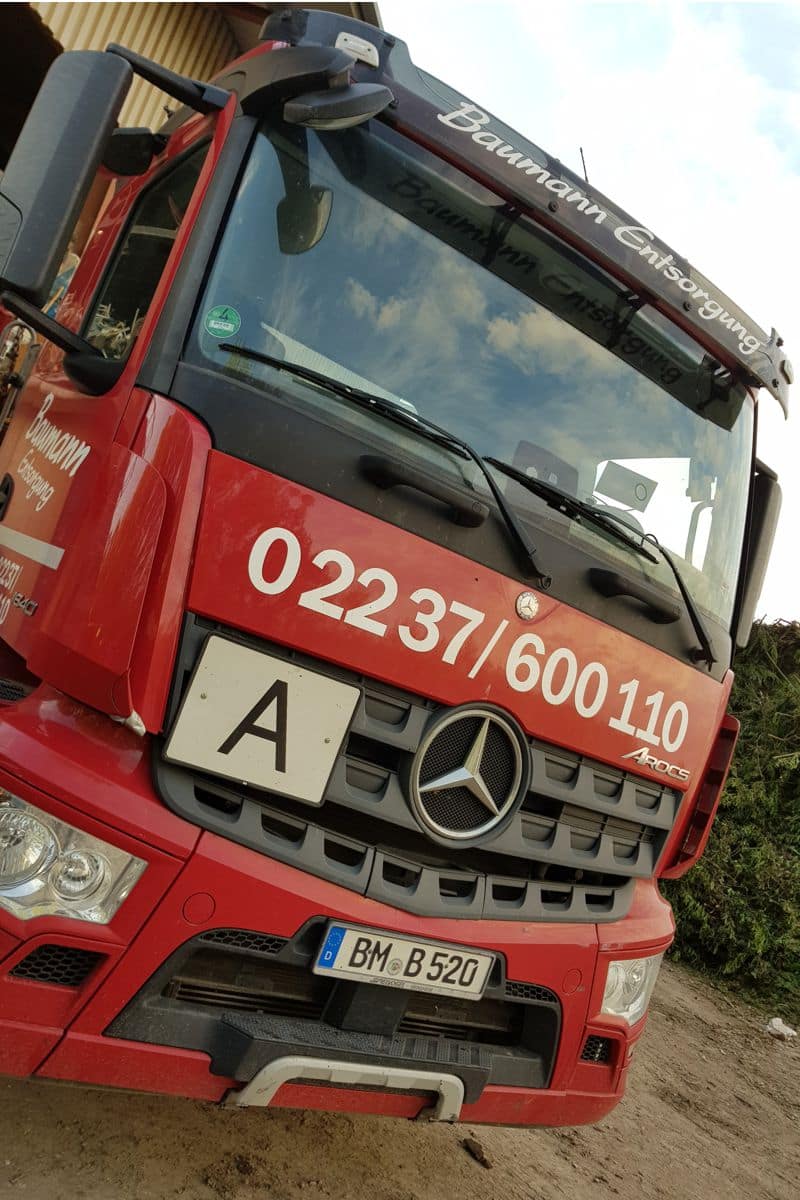 Absetzer auch für 7m3 Bauschuttcontainer oder 7m3 Erdaushubcontainer